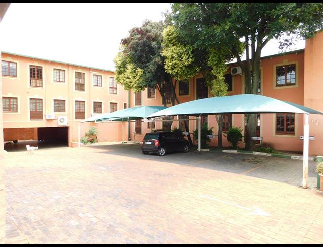 174M² BUILDING TO LET IN RANDBURG CENTRAL